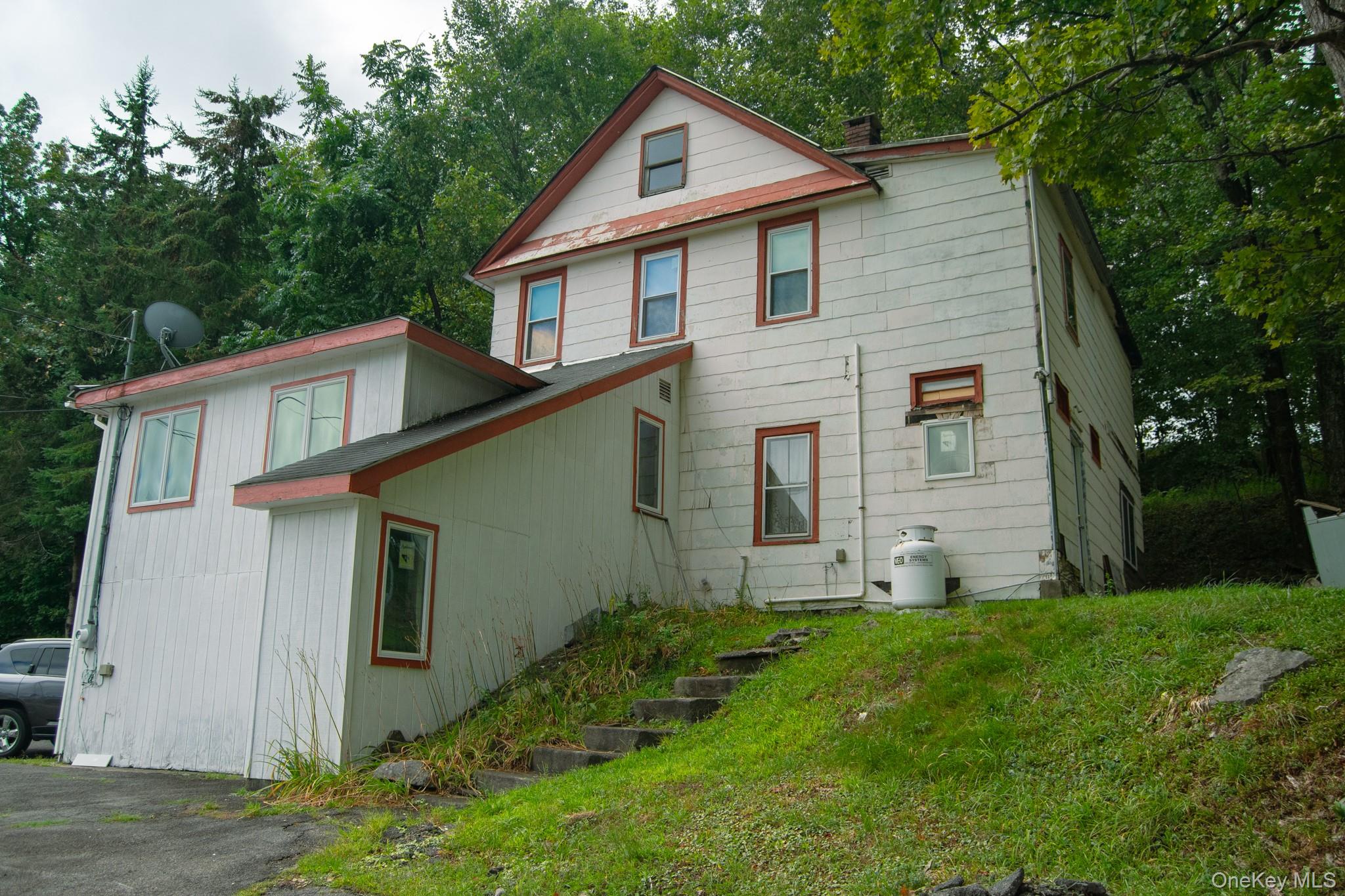 #9 photo, 107 Jefferson Street, Monticello , NY 12701