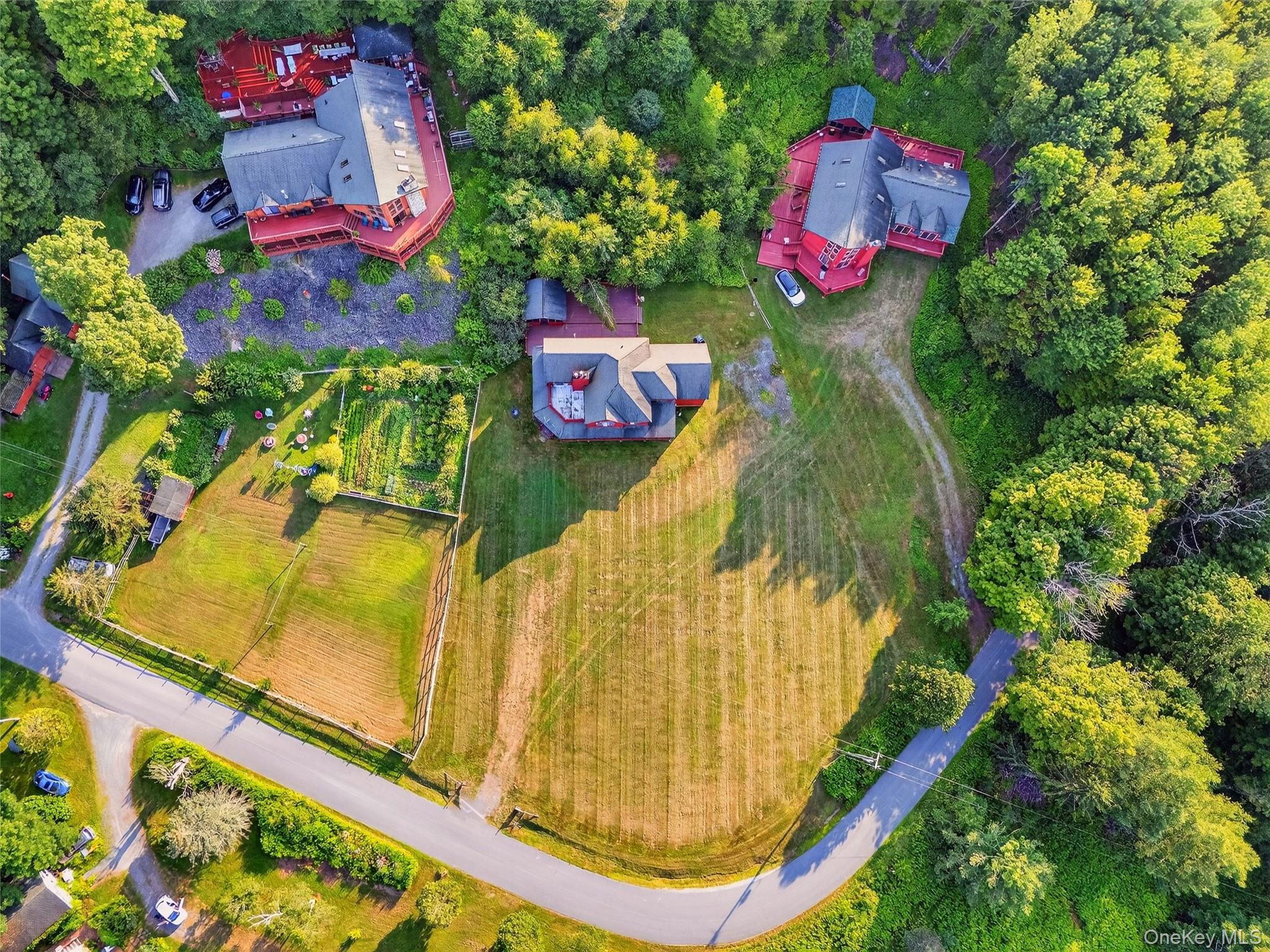 #4 photo, 987 Hurd Road, Swan Lake , NY 12783