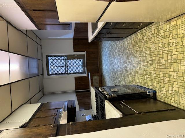 #2 photo, 2925 Matthews Avenue, ブロンクス区 Bronx , NY 10467