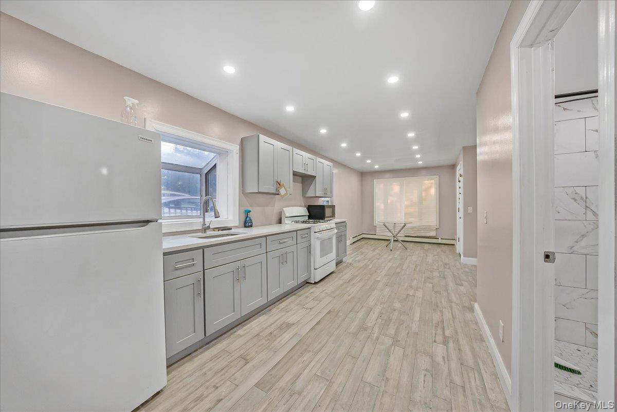 #8 photo, 1526 Kennellworth Place, ブロンクス区 Bronx , NY 10465