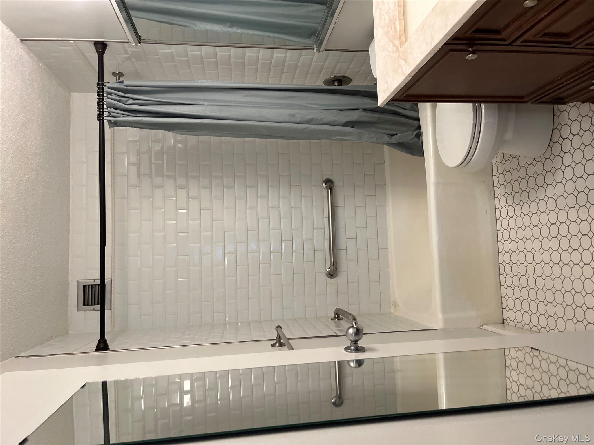 #6 photo, 2 Bay Club Drive, クイーンズ区 Bayside , NY 11360