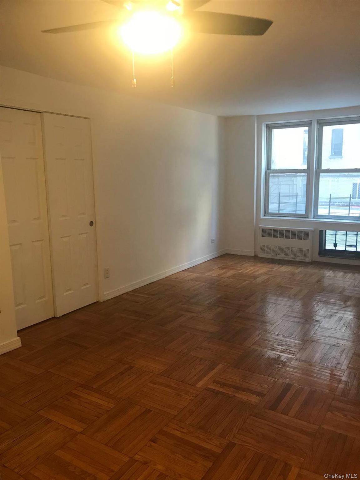 #9 photo, 1332 Metropolitan Avenue, ブロンクス区 Bronx , NY 10462