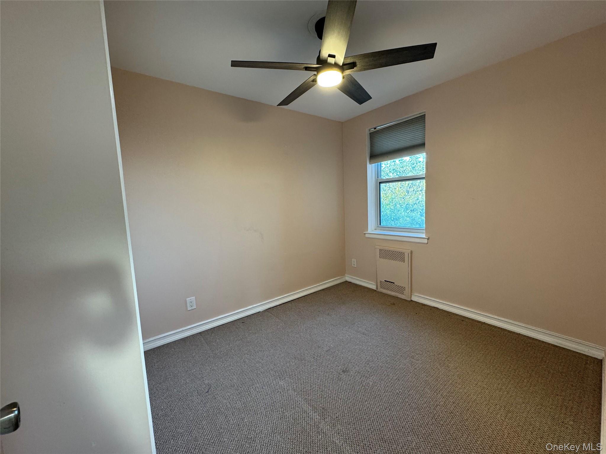 #11 photo, 30 Cathedral Avenue, Hempstead , NY 11550