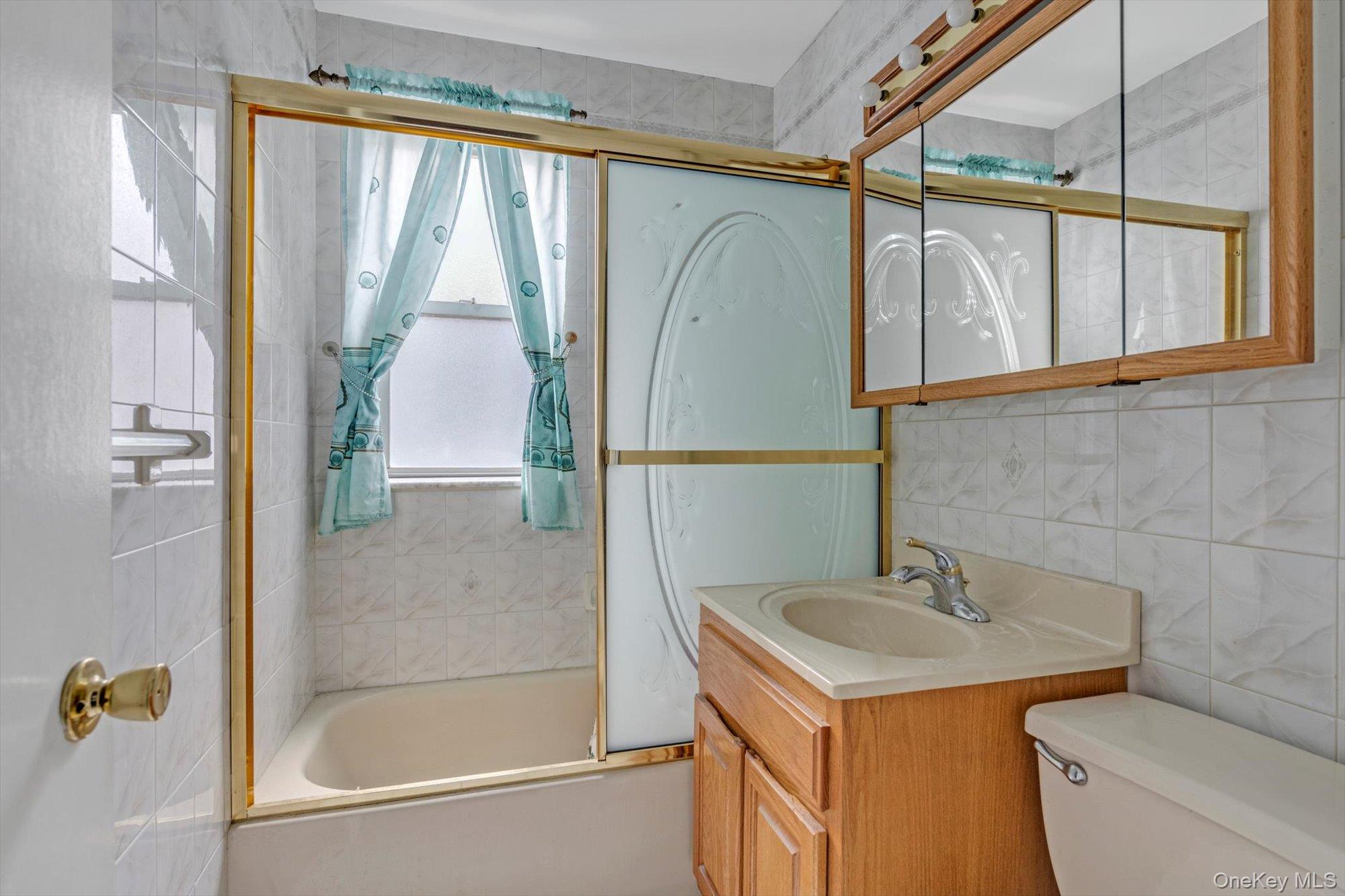 #10 photo, 2827 46th Street, クイーンズ区 Astoria , NY 11103