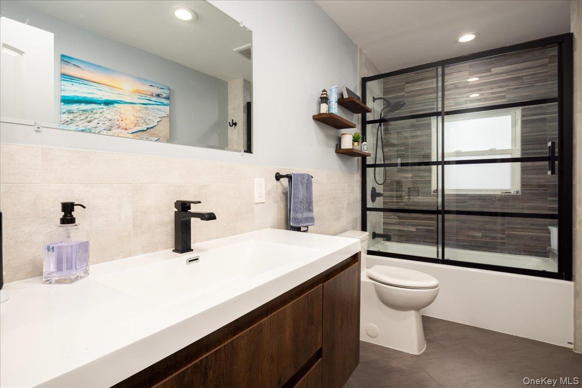 #14 photo, 119 Ocean Avenue, ナッソー郡 Bellmore , NY 11710