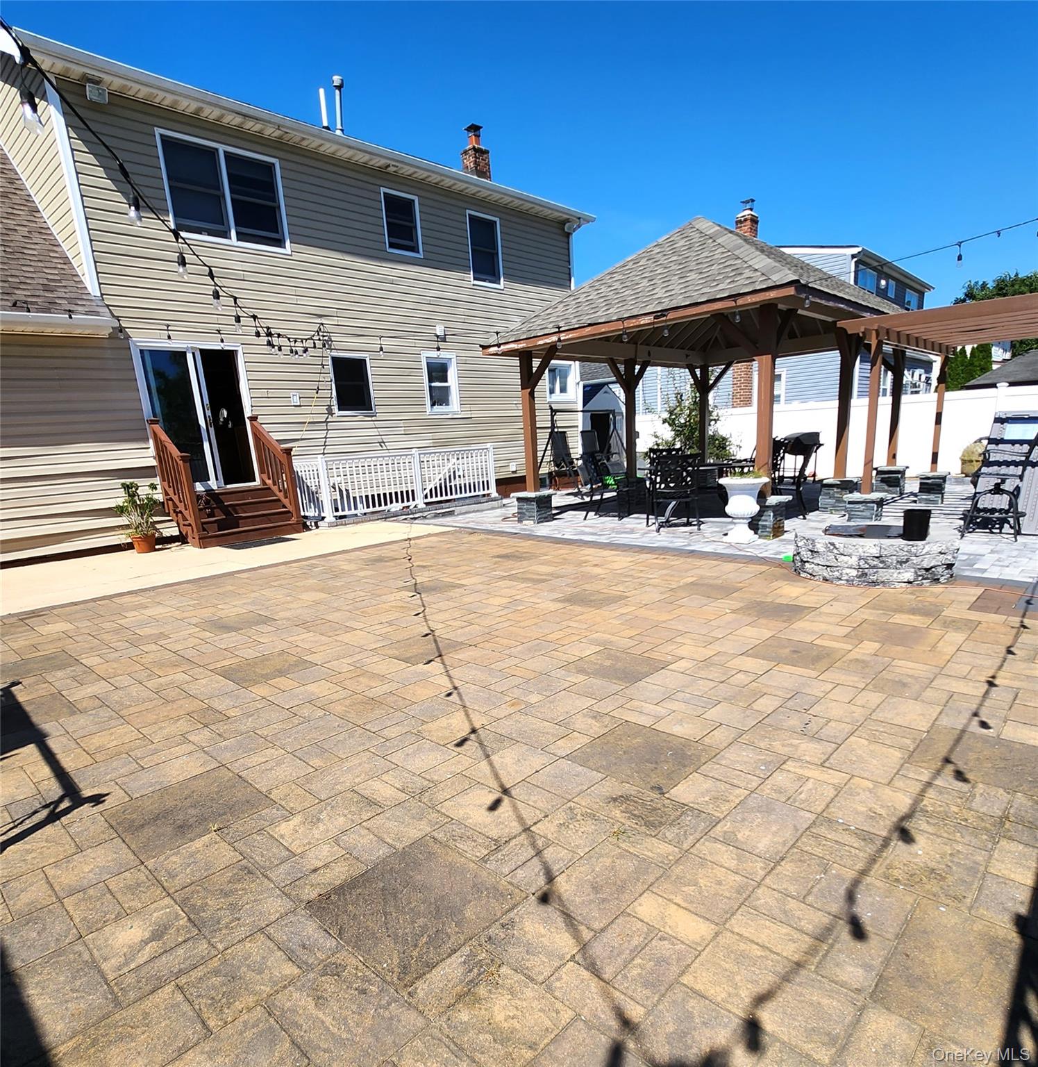 #2 photo, West Babylon, サフォーク郡 West Babylon , NY 11704