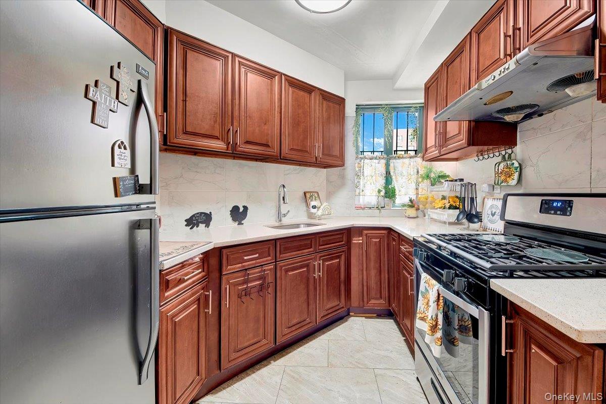 #10 photo, 1595 Metropolitan Avenue, 布朗士 Bronx , NY 10462