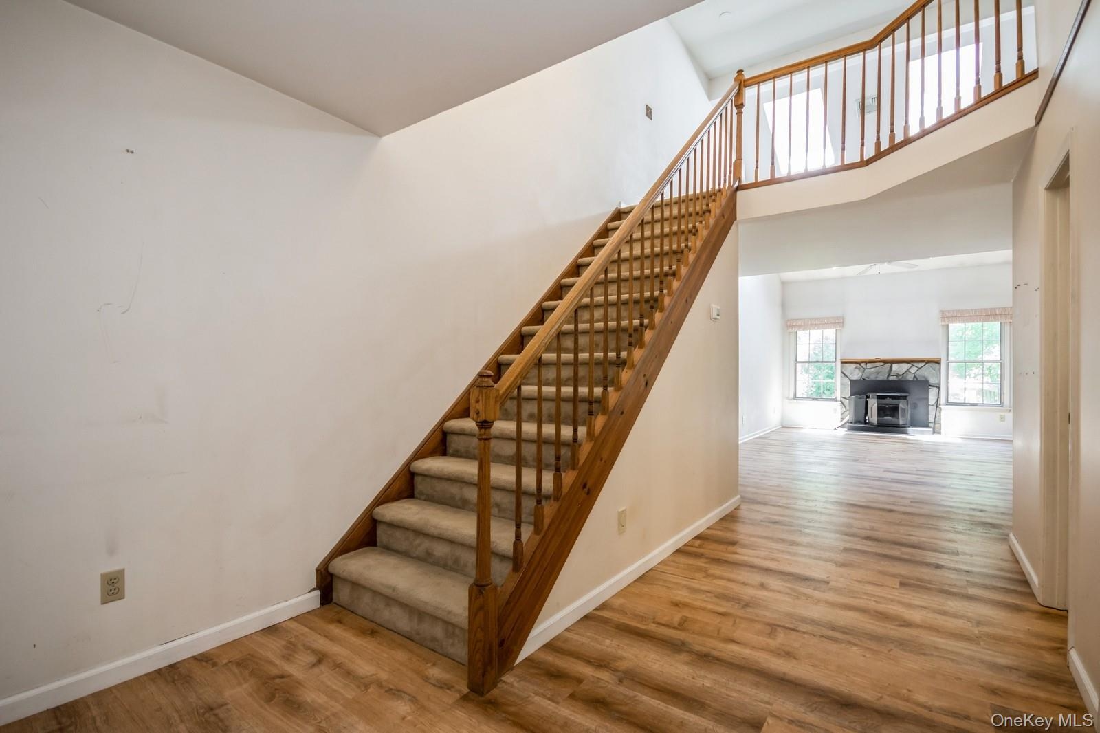 #6 photo, 120 Pinebrook Drive, Hyde Park , NY 12538