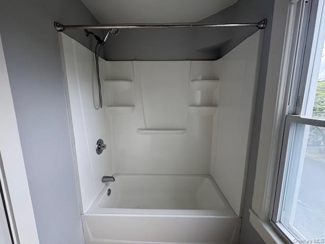 #9 photo, 28 1/2 Myrtle Avenue, Middletown , NY 10940