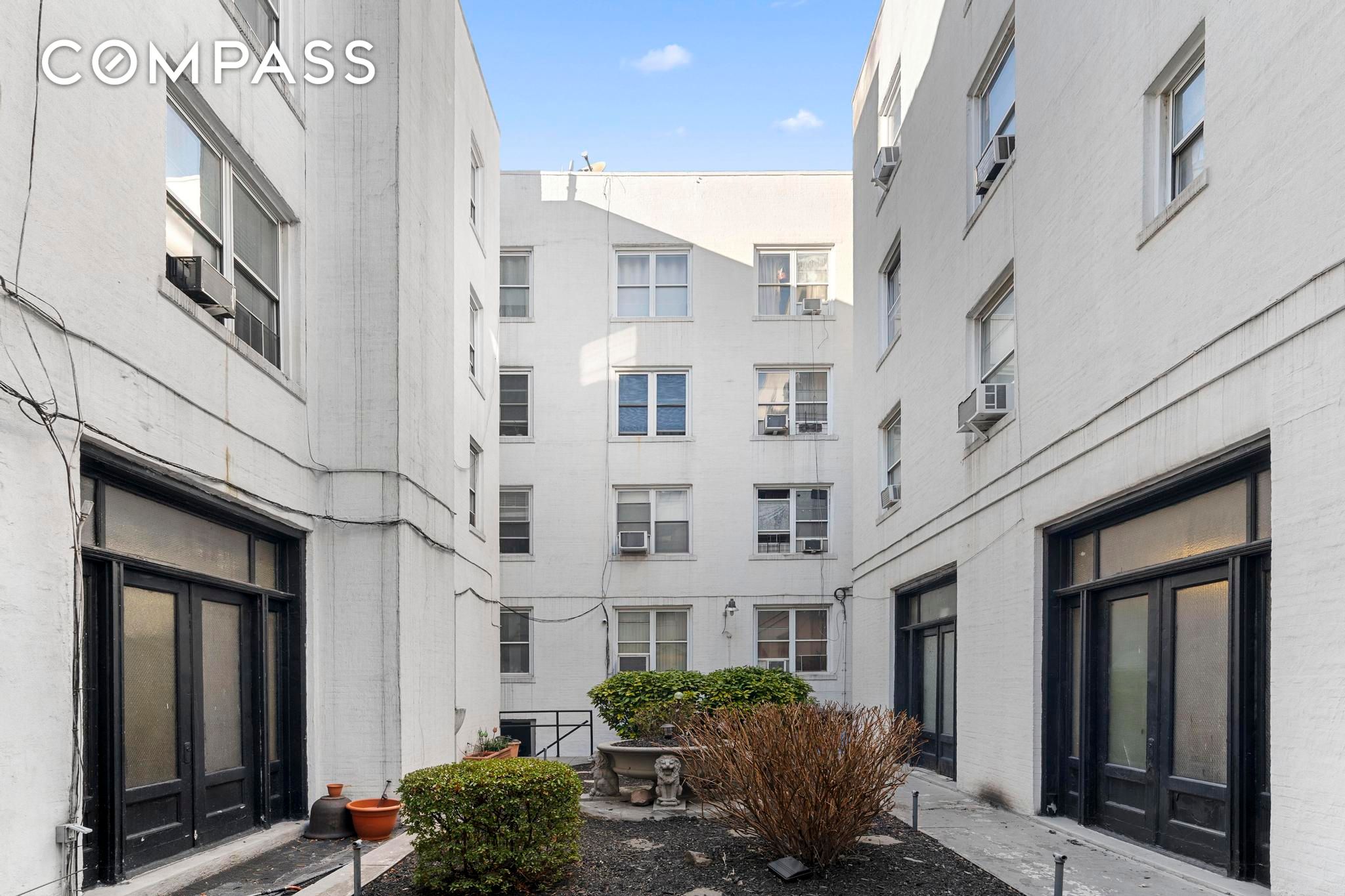 #1 photo, 1001 President Street, ब्रुकलीन Crown Heights , NY 11225