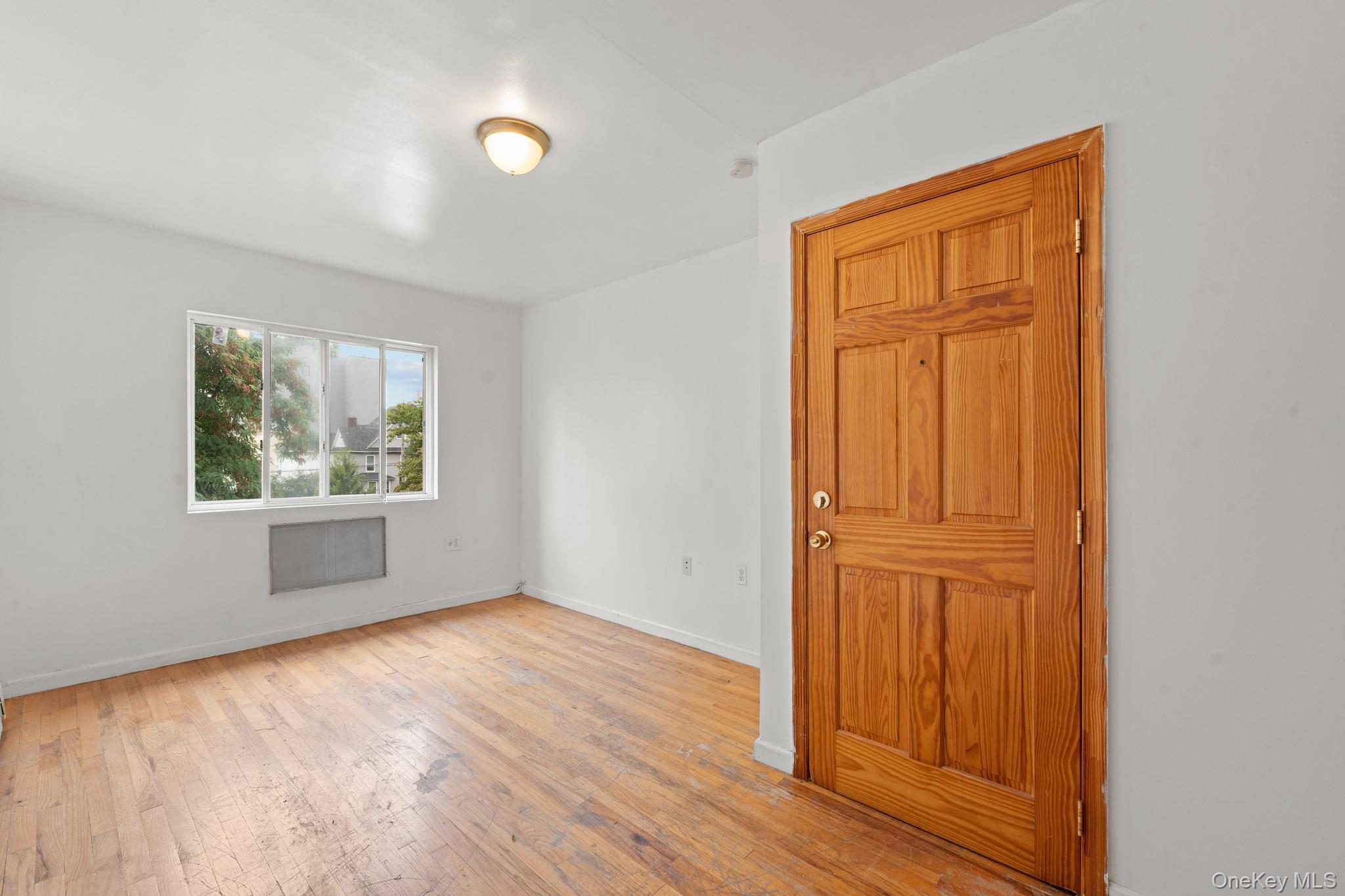 #11 photo, 1604 Brooklyn Avenue, ブルックリン区 Brooklyn , NY 11210