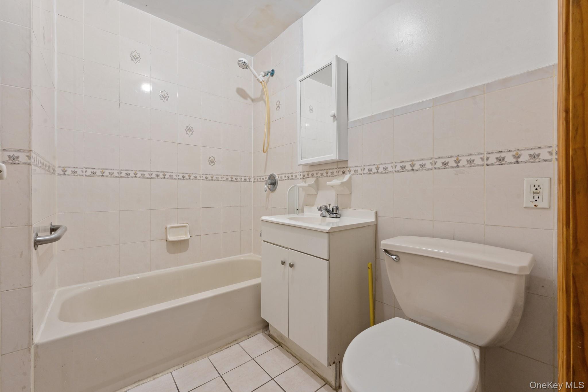 #6 photo, 1604 Brooklyn Avenue, ブルックリン区 Brooklyn , NY 11210