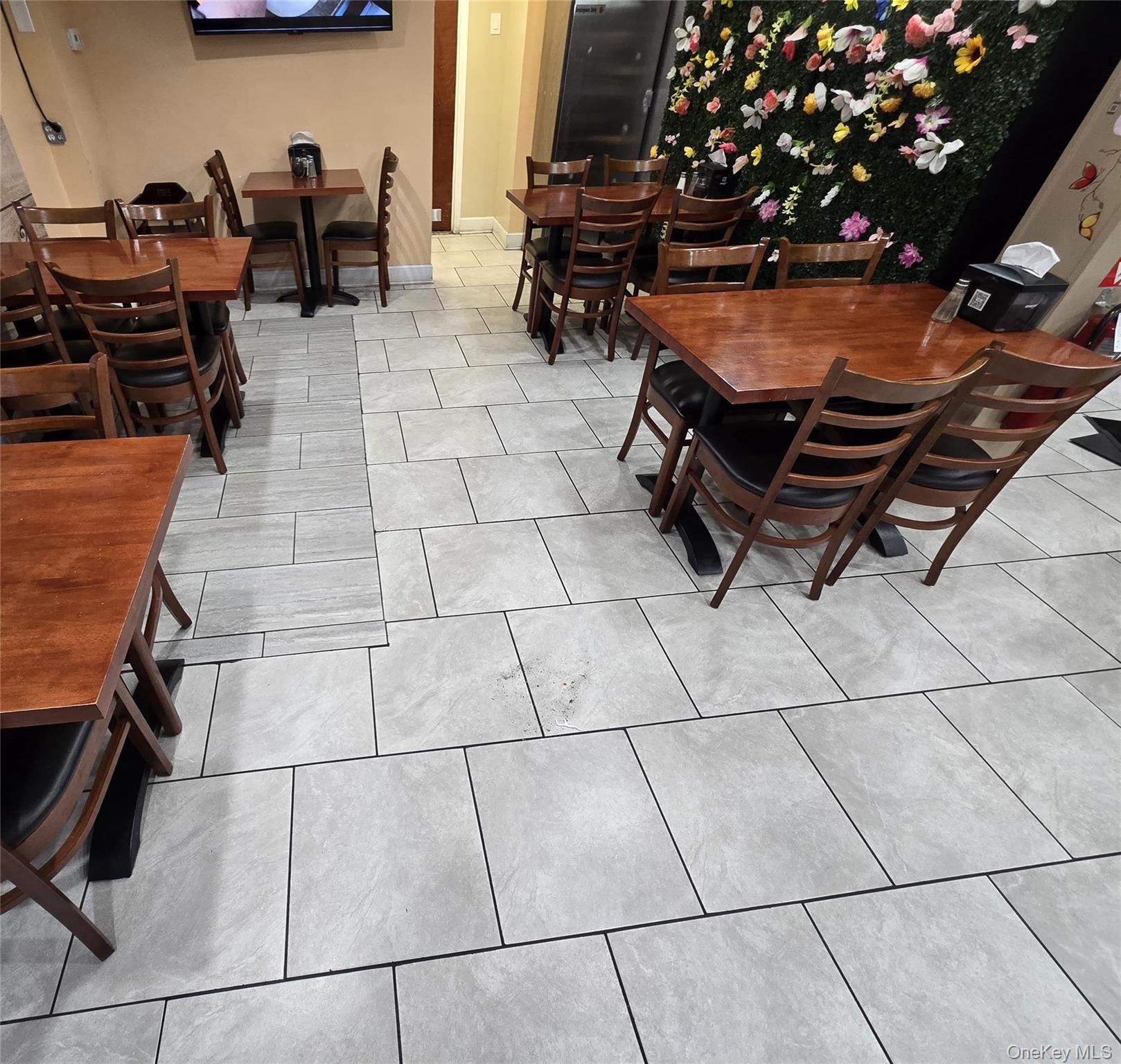 #8 photo, 140 Front Street, ナッソー郡 Hempstead , NY 11550