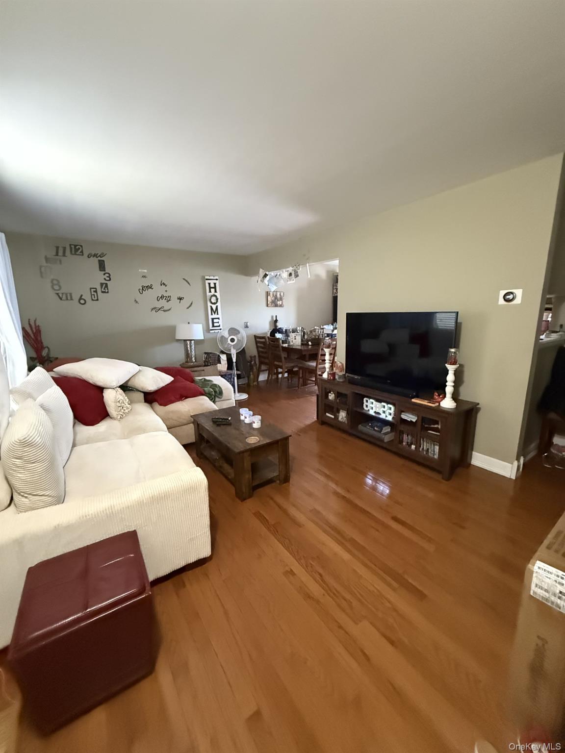 #4 photo, 6 Walnut Street, サフォーク郡 Central Islip , NY 11722