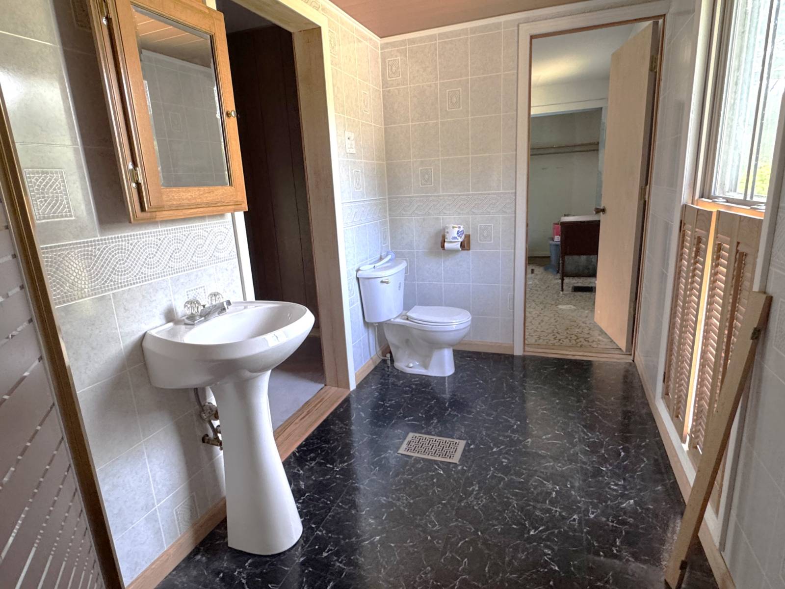 #20 photo, 33  River street, Richfield Springs , NY 13439