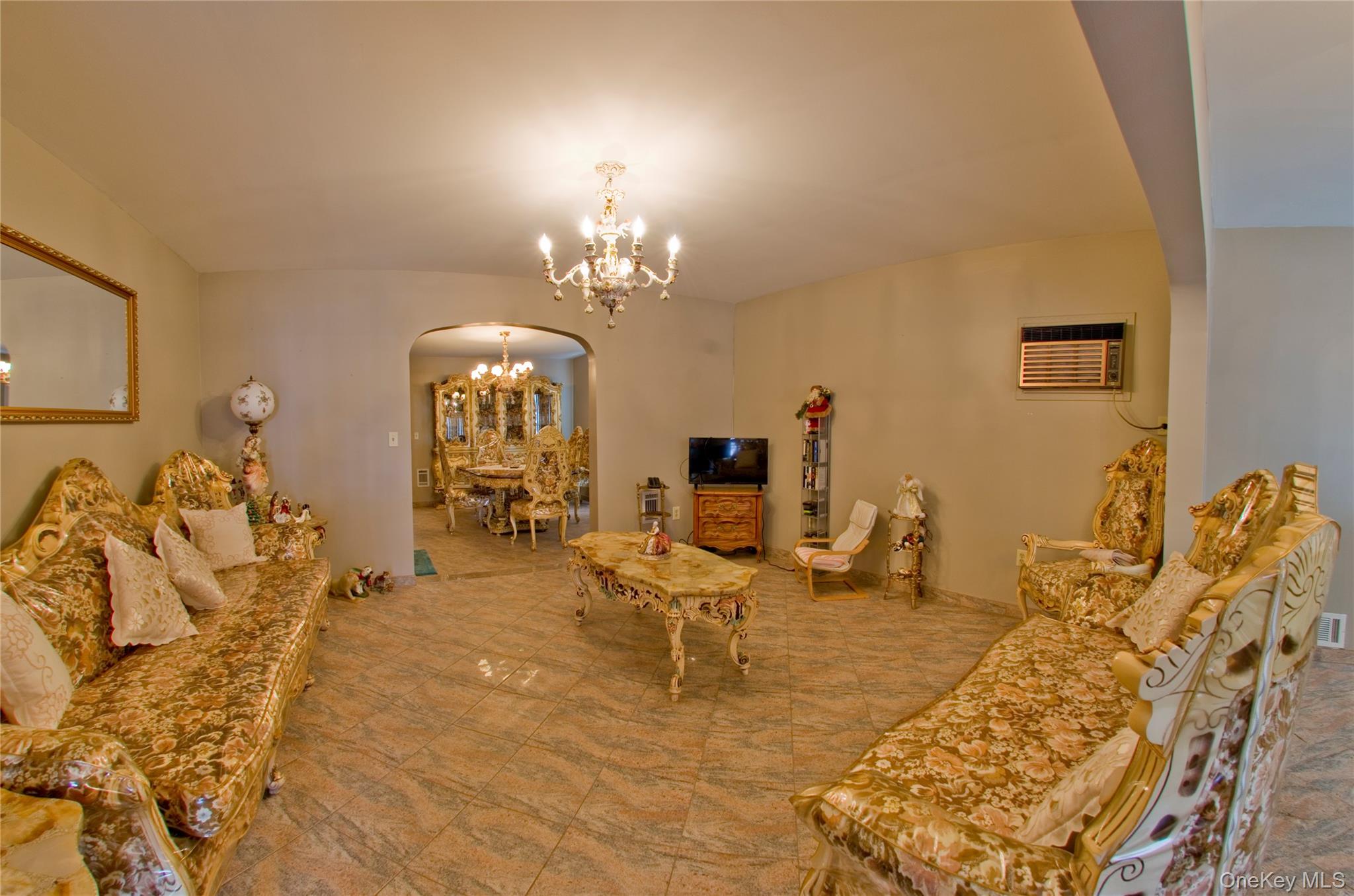 #3 photo, 71-28 66th Drive, クイーンズ区 Middle Village , NY 11379