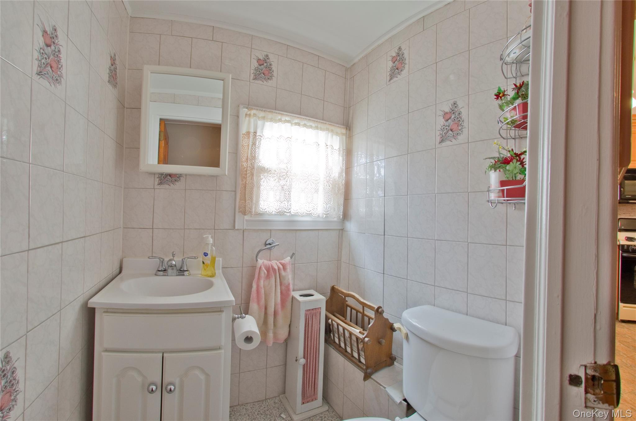 #8 photo, 71-28 66th Drive, クイーンズ区 Middle Village , NY 11379