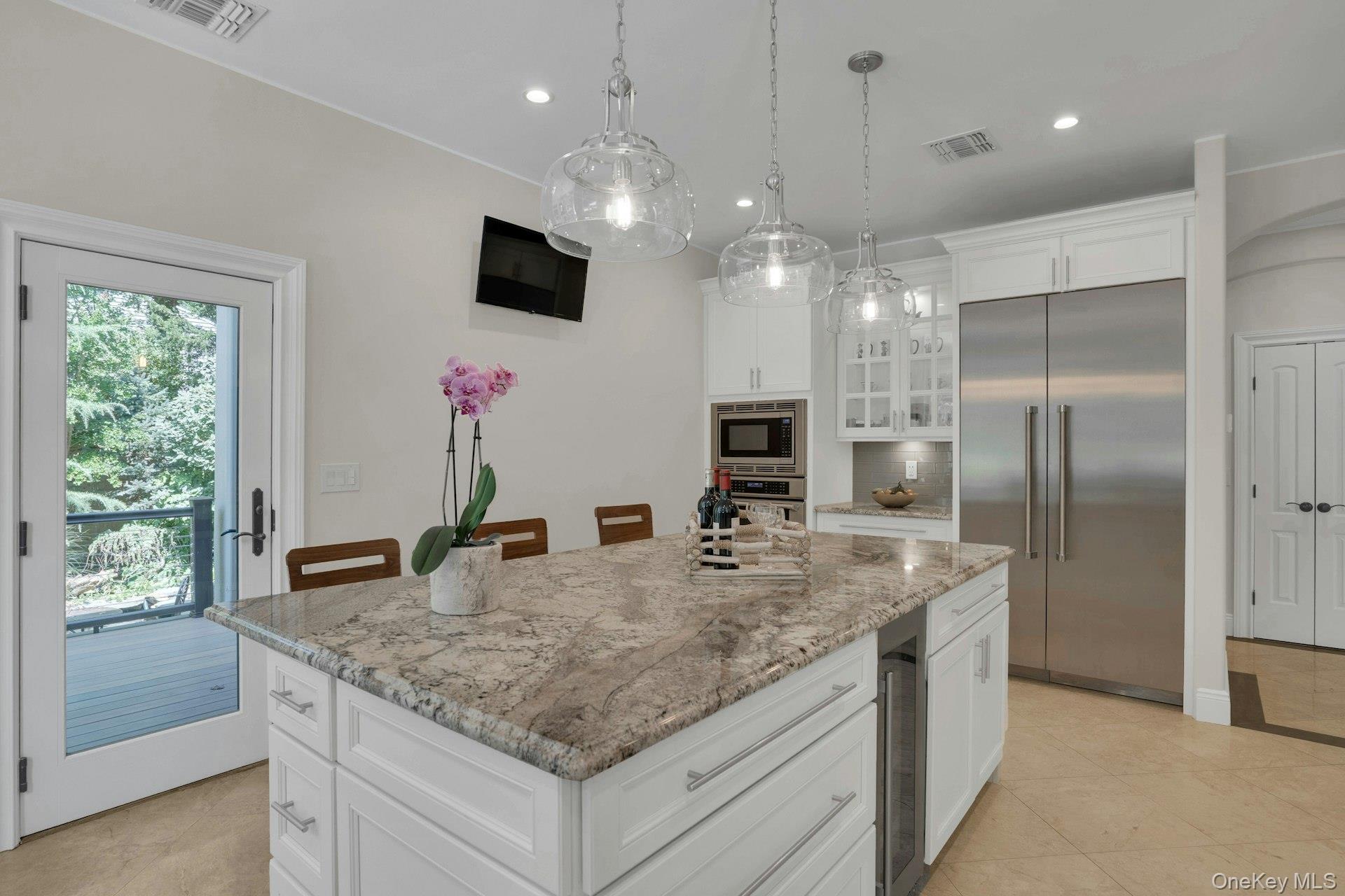 #13 photo, 12 Redwood Drive, サフォーク郡 Dix Hills , NY 11746