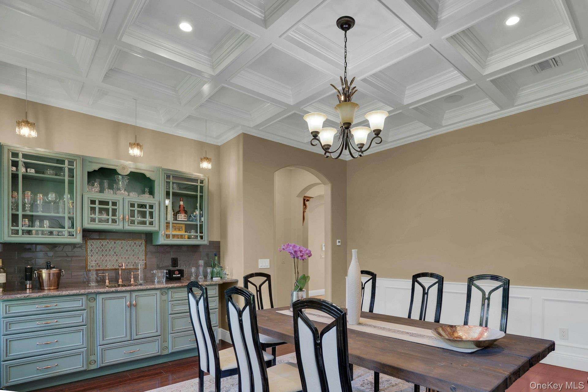 #17 photo, 12 Redwood Drive, サフォーク郡 Dix Hills , NY 11746