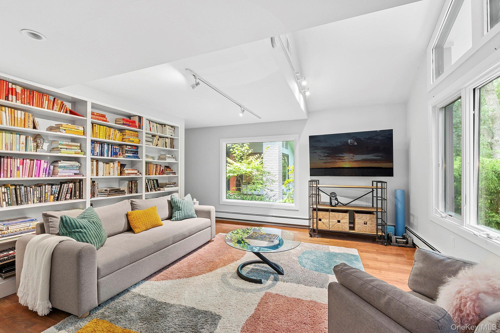 #16 photo, 2723 Deerfield Road, サフォーク郡 Southampton , NY 11963