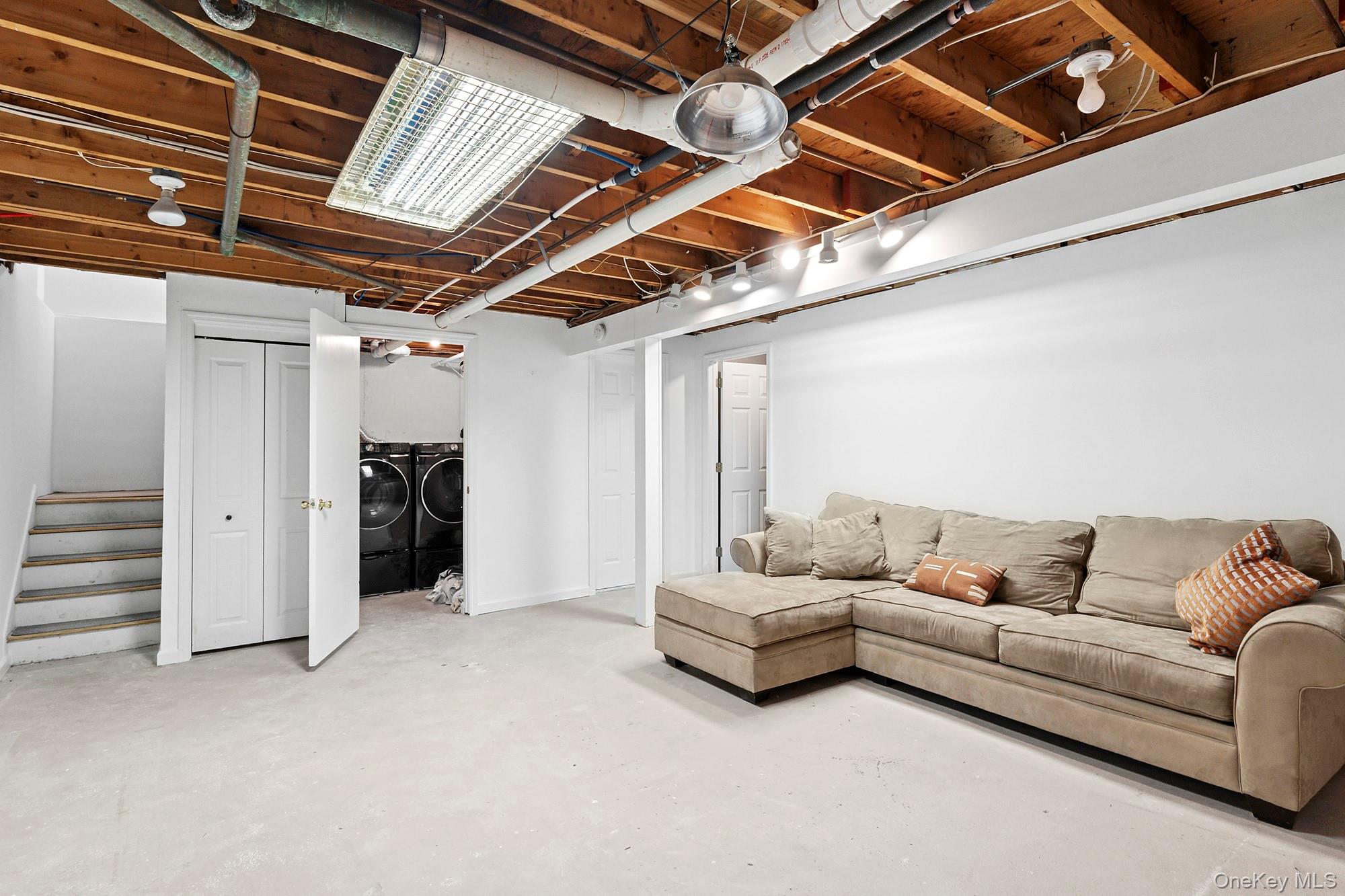 #18 photo, 2723 Deerfield Road, サフォーク郡 Southampton , NY 11963