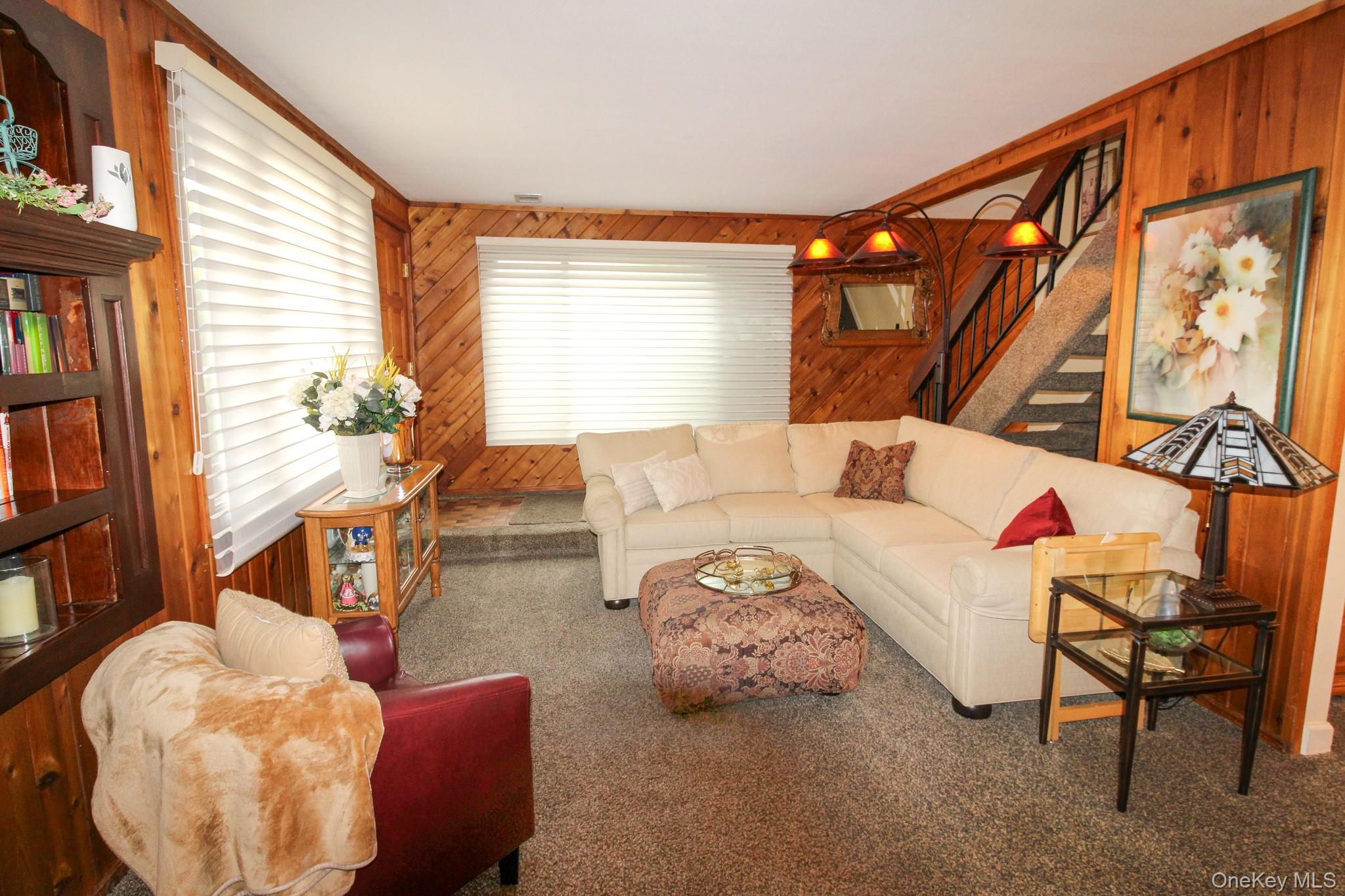 #1 photo, 226 Annadale Road, جزيرة ستاتن Staten Island , NY 10312