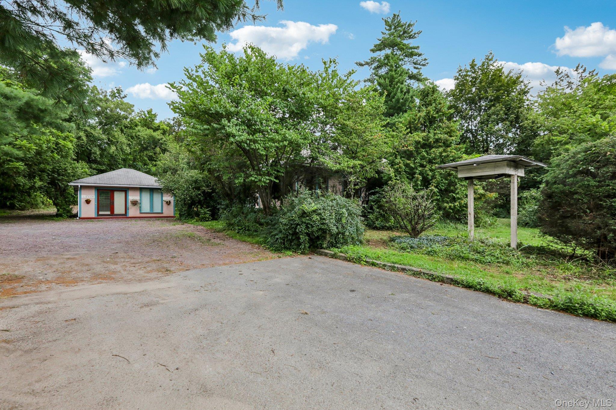 #19 photo, 4320 Us Highway 209, Stone Ridge , NY 12484