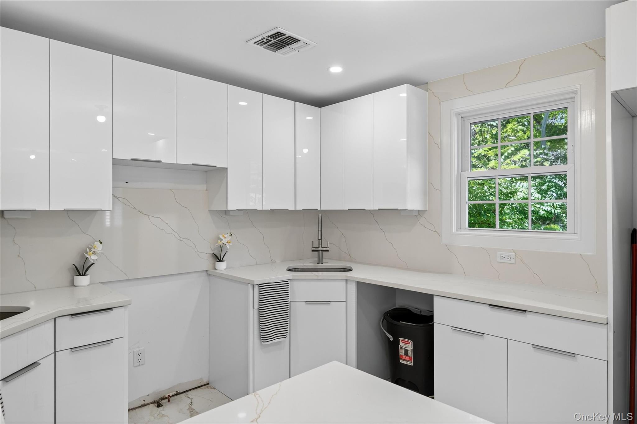 #5 photo, 67 North Road, Bloomingburg , NY 12721