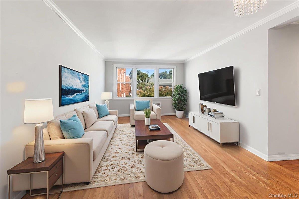 #5 photo, 95 N Broadway, White Plains , NY 10603