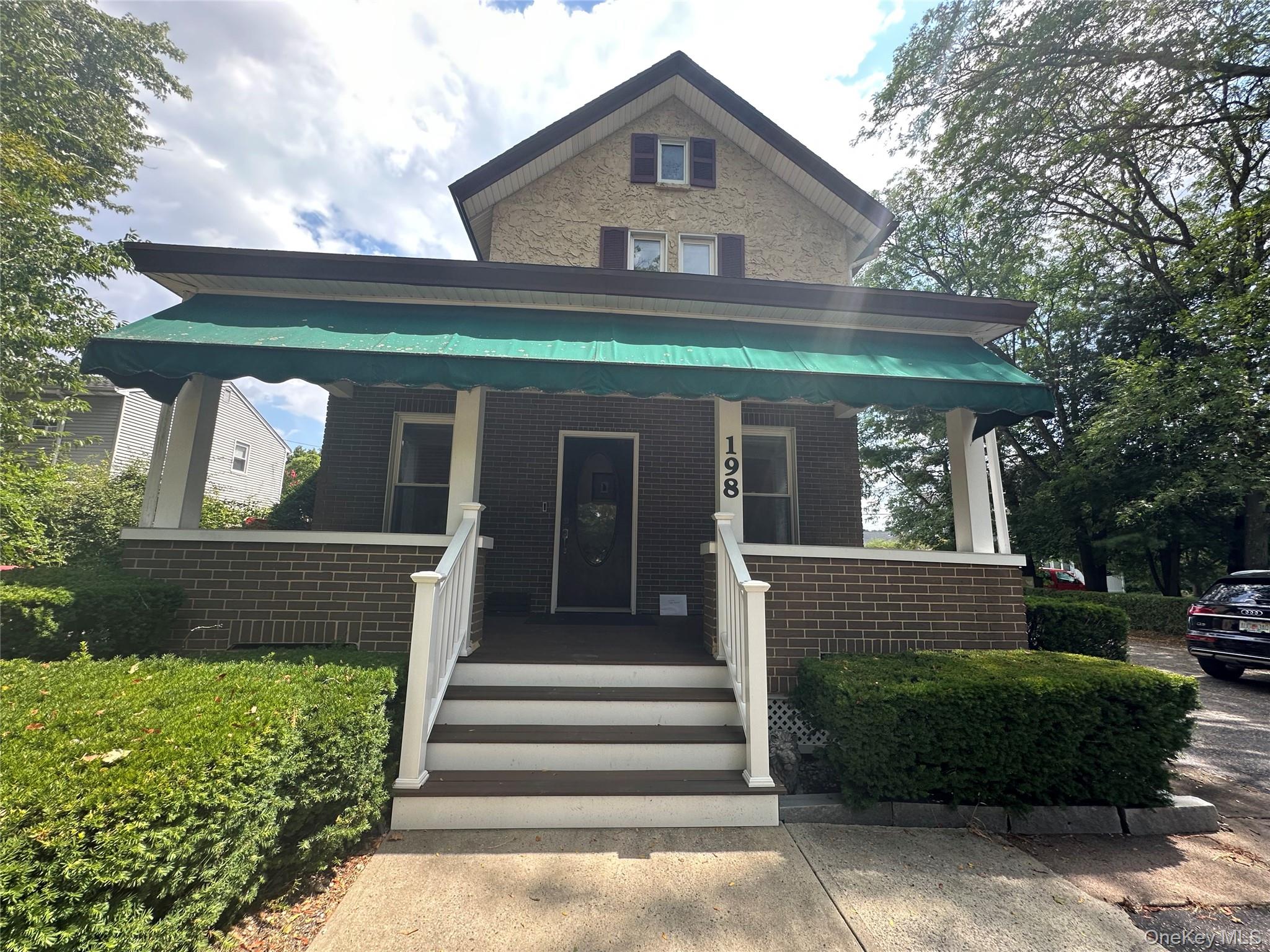 #10 photo, 198 Orange Avenue, Suffern , NY 10901