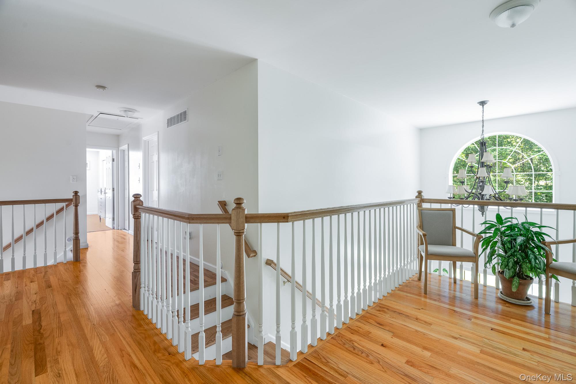 #12 photo, 127 Shagbark Lane, Hopewell Junction , NY 12533