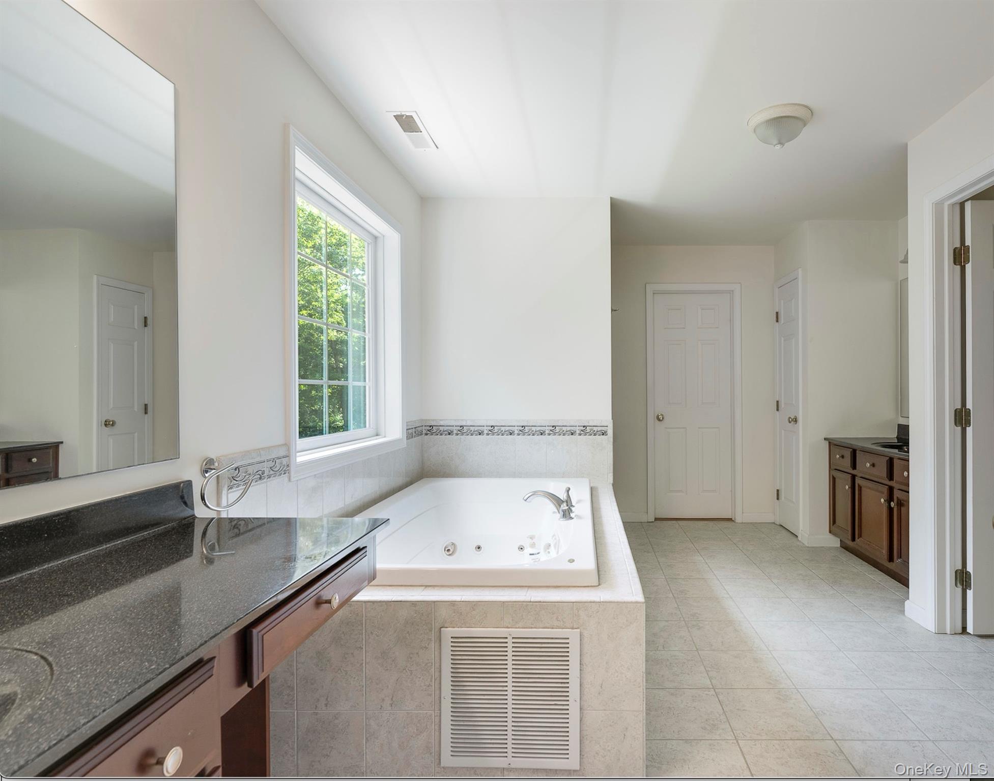 #14 photo, 127 Shagbark Lane, Hopewell Junction , NY 12533