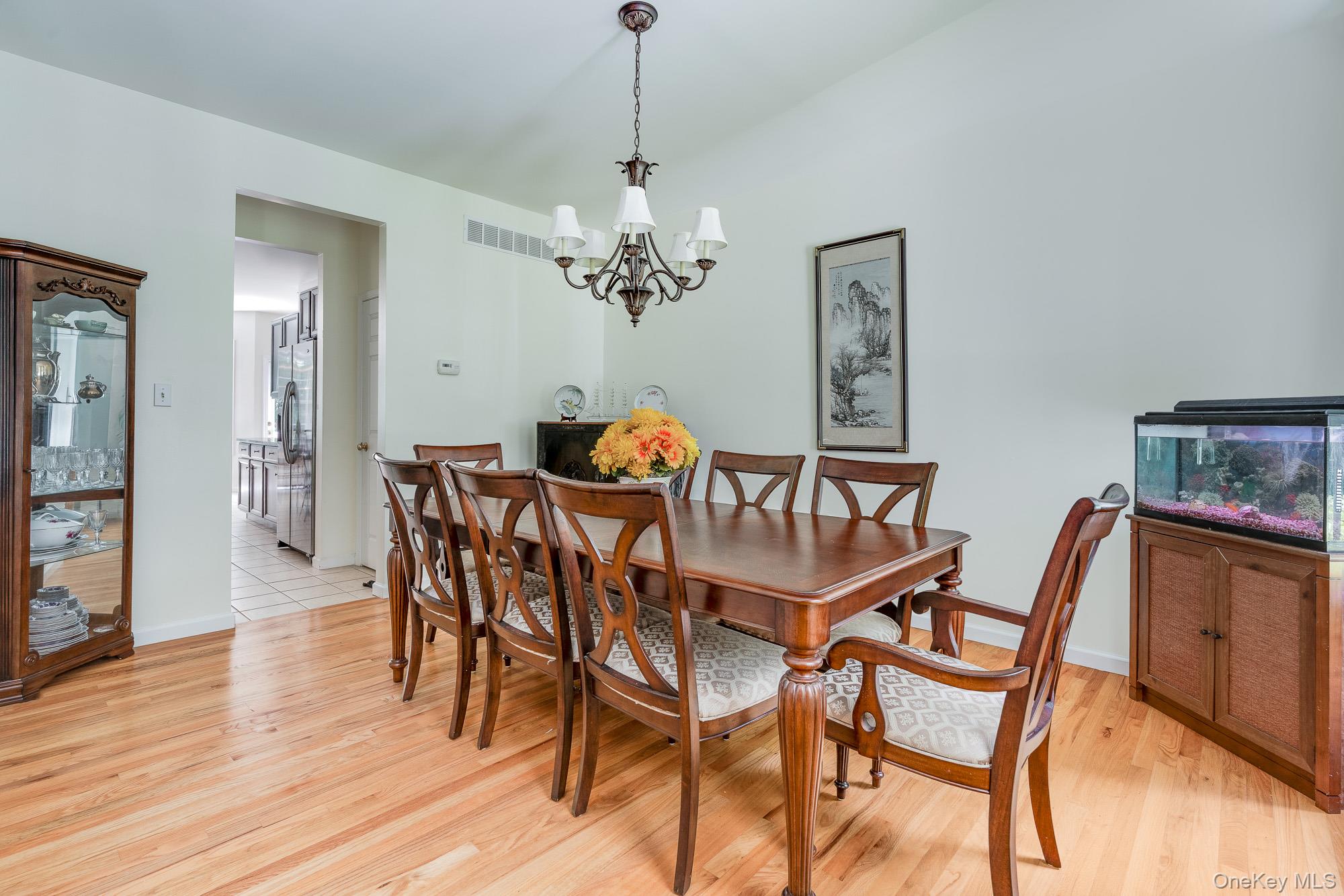 #6 photo, 127 Shagbark Lane, Hopewell Junction , NY 12533