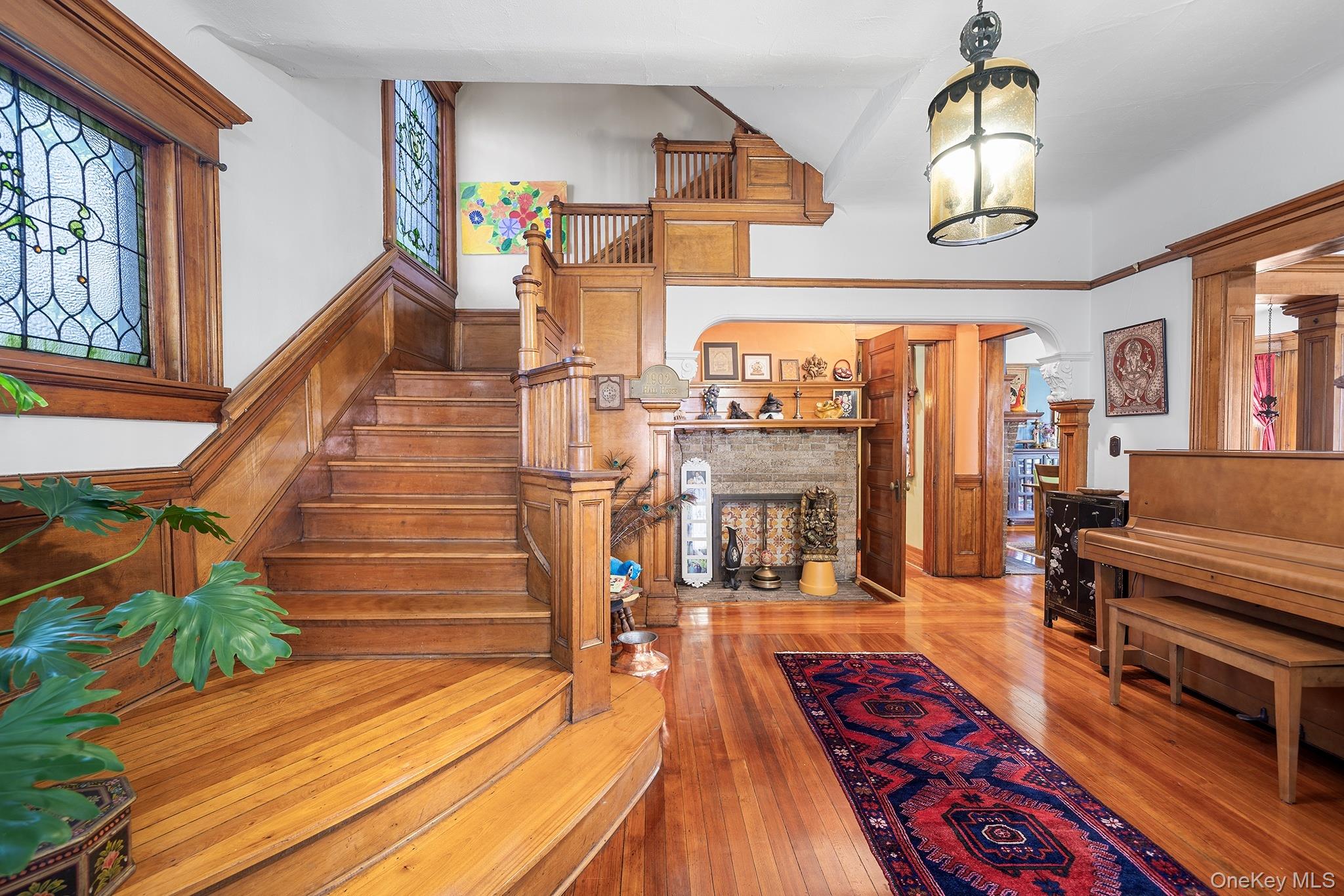 #3 photo, 230 Van Cortlandt Park Avenue, Yonkers , NY 10705