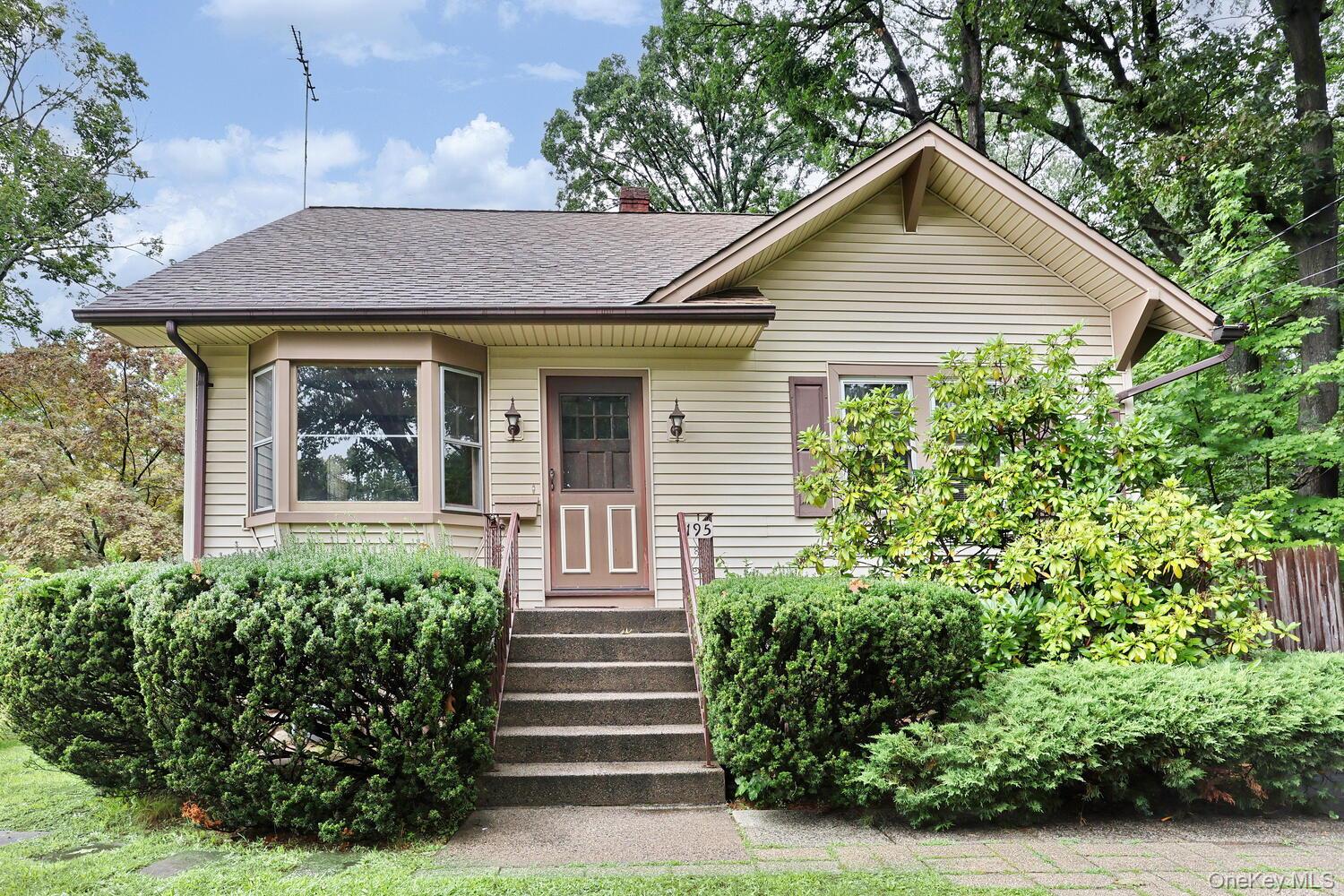 #1 photo, 195 W Central Avenue, Pearl River , NY 10965