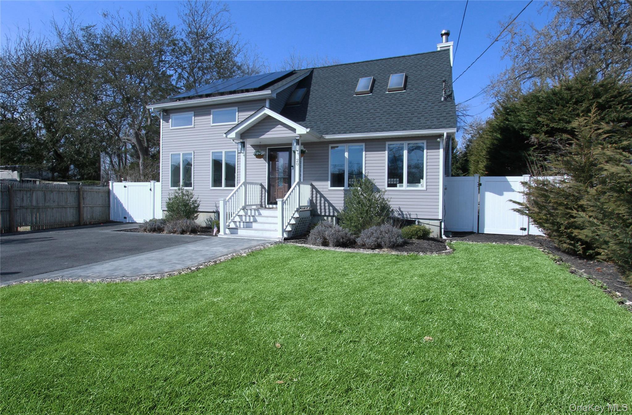 #1 photo, 20 Lincoln Boulevard, サフォーク郡 East Moriches , NY 11940