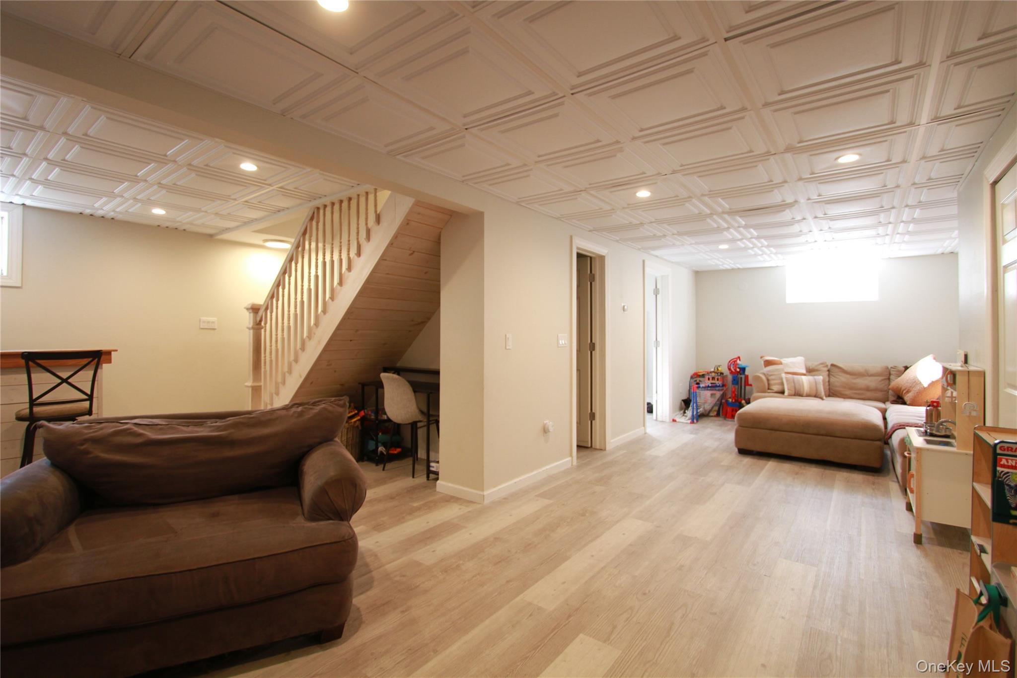 #13 photo, 20 Lincoln Boulevard, サフォーク郡 East Moriches , NY 11940