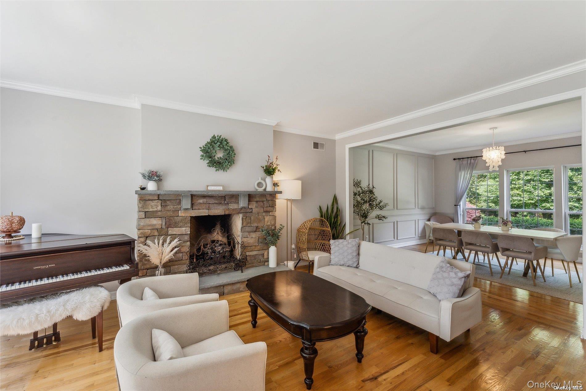 #14 photo, 39 Hollow Lane, サフォーク郡 Westhampton , NY 11977