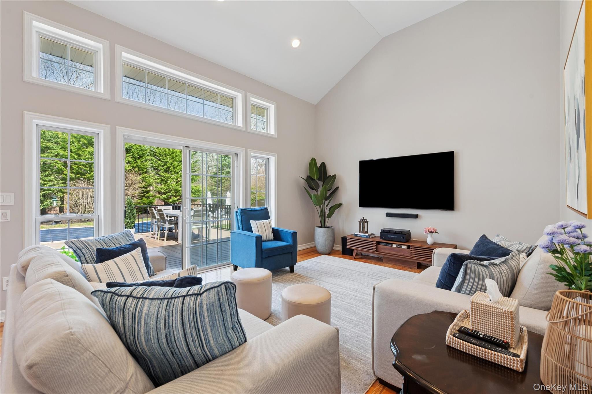 #8 photo, 39 Hollow Lane, サフォーク郡 Westhampton , NY 11977