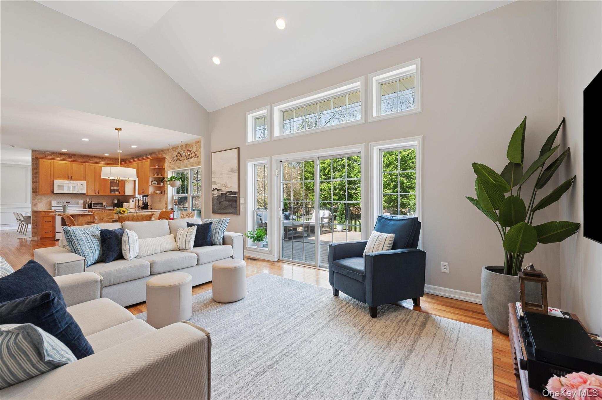 #9 photo, 39 Hollow Lane, サフォーク郡 Westhampton , NY 11977