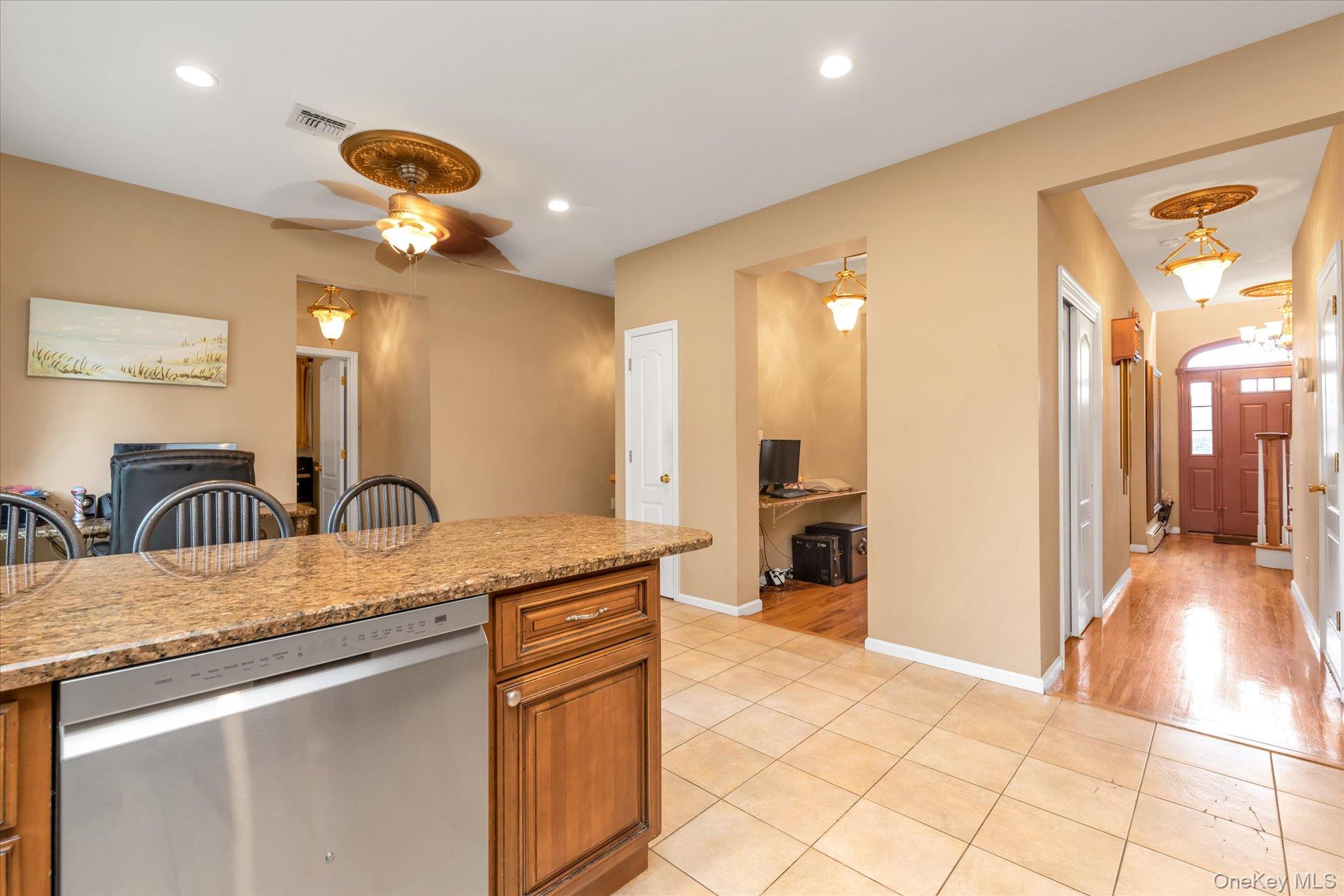 #12 photo, 1674 Birch Drive, ナッソー郡 Merrick , NY 11566