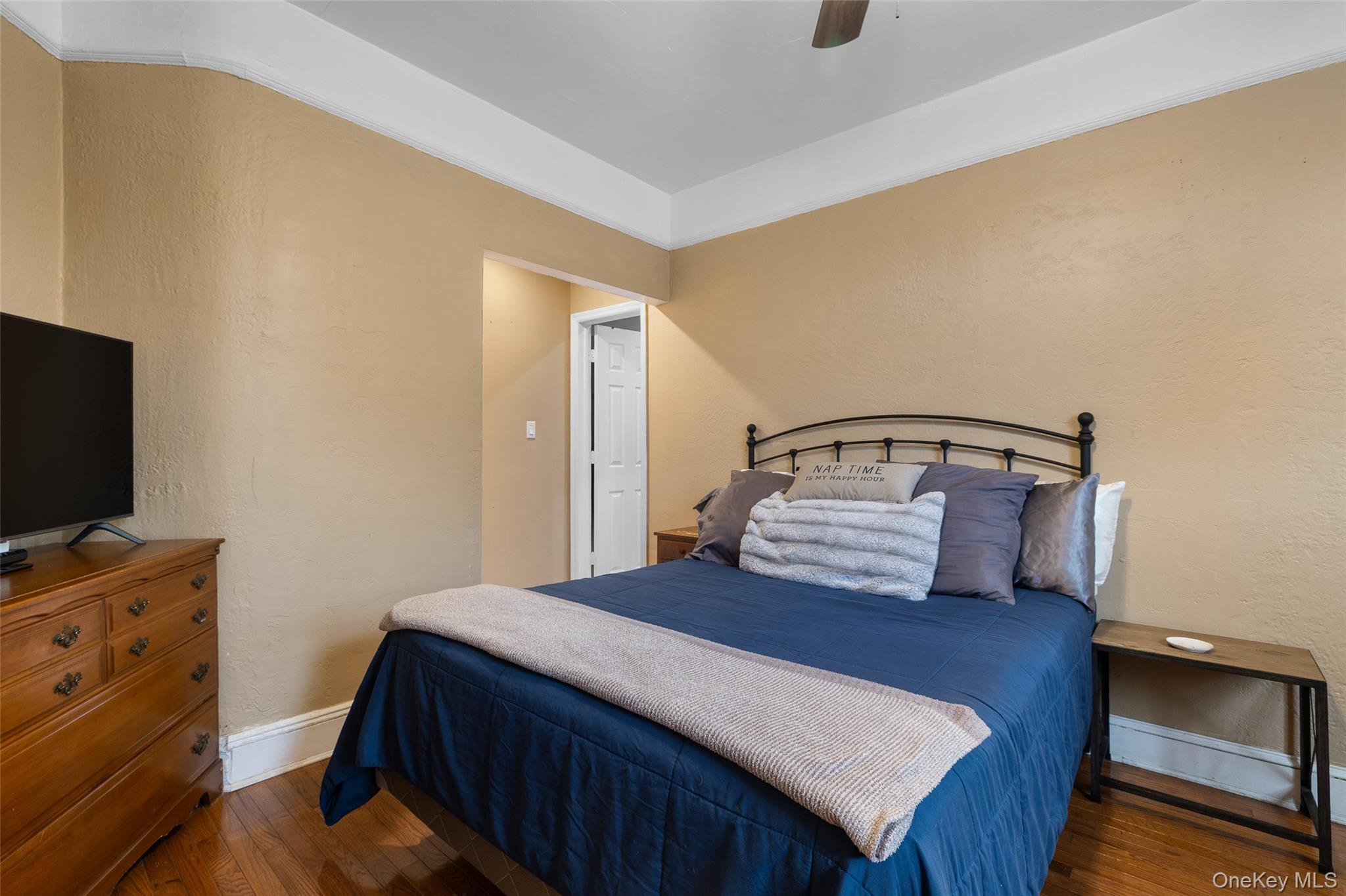 #12 photo, 12 Hempstead Avenue, ナッソー郡 Rockville Centre , NY 11570