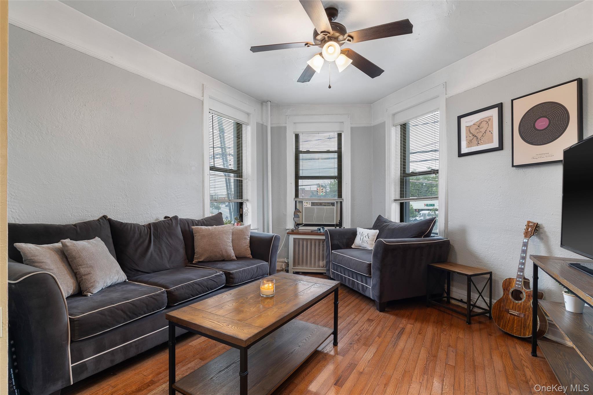 #6 photo, 12 Hempstead Avenue, ナッソー郡 Rockville Centre , NY 11570