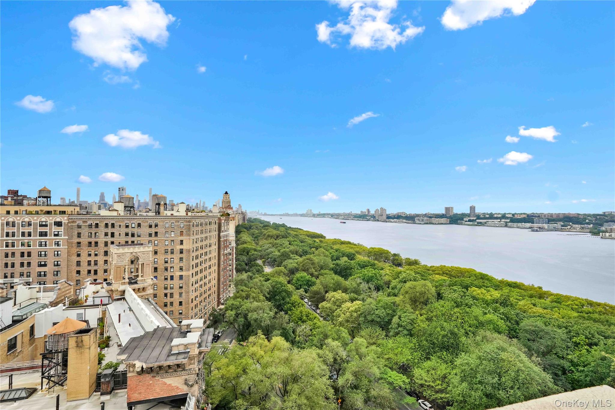 #14 photo, 390 Riverside Drive, マンハッタン New York (Manhattan) , NY 10025