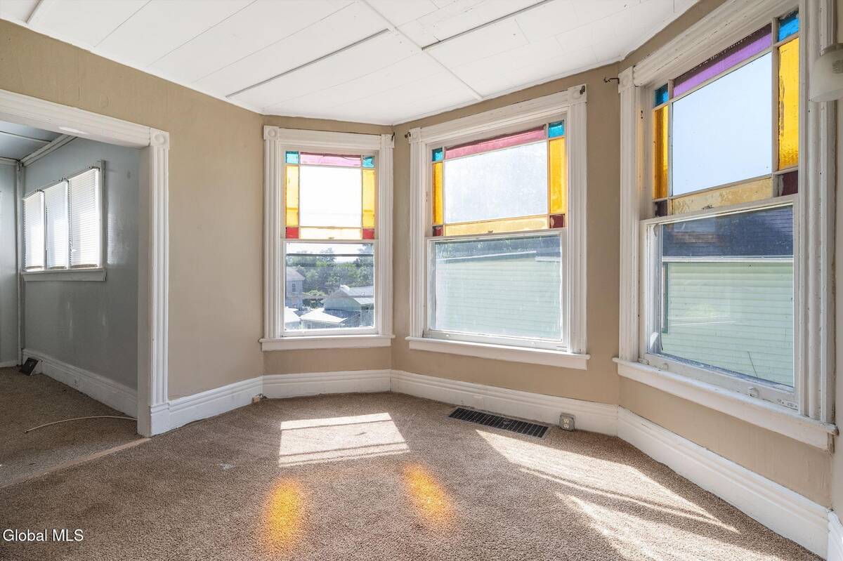 #10 photo, 48 Center Street, Fonda , NY 12068