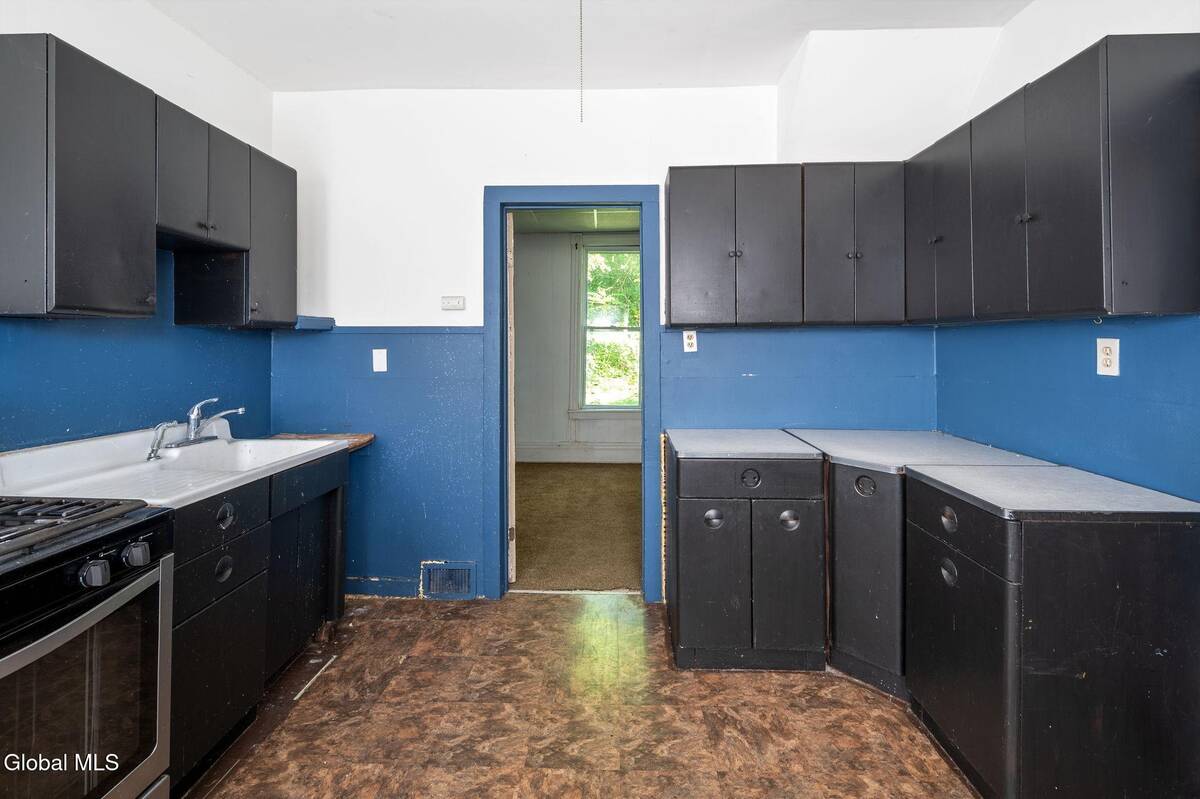 #16 photo, 48 Center Street, Fonda , NY 12068