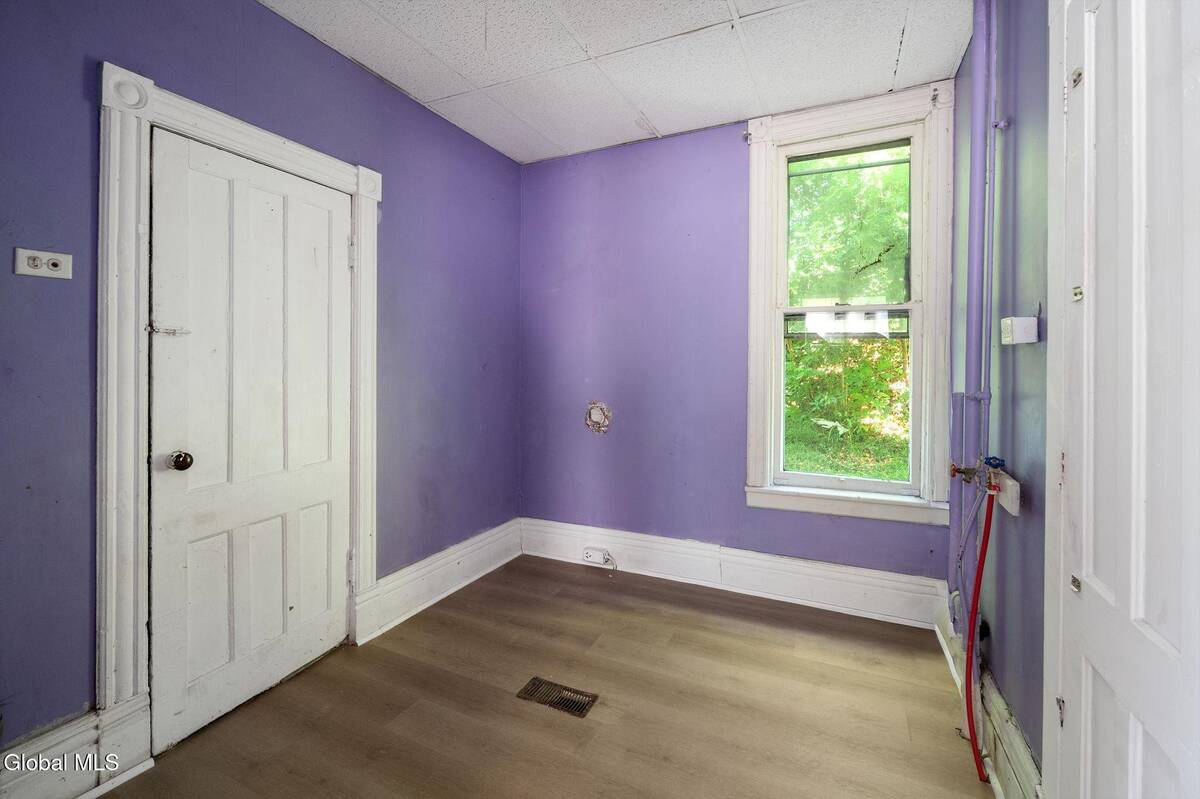 #22 photo, 48 Center Street, Fonda , NY 12068