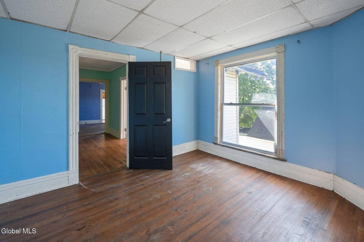 #32 photo, 48 Center Street, Fonda , NY 12068