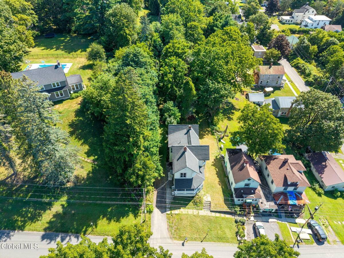 #4 photo, 48 Center Street, Fonda , NY 12068