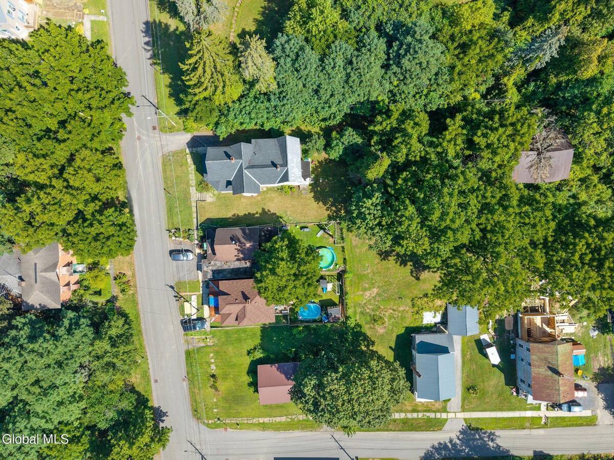 #8 photo, 48 Center Street, Fonda , NY 12068